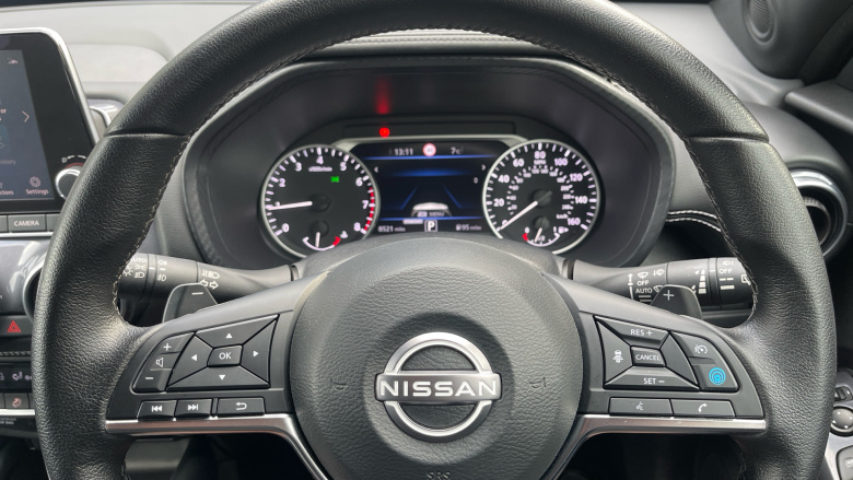 Nissan Juke 1.0 DiG-T 114 Tekna 5dr DCT Petrol Hatchback